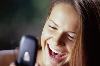 ¿Cómo rastrear el celular de mi esposo?